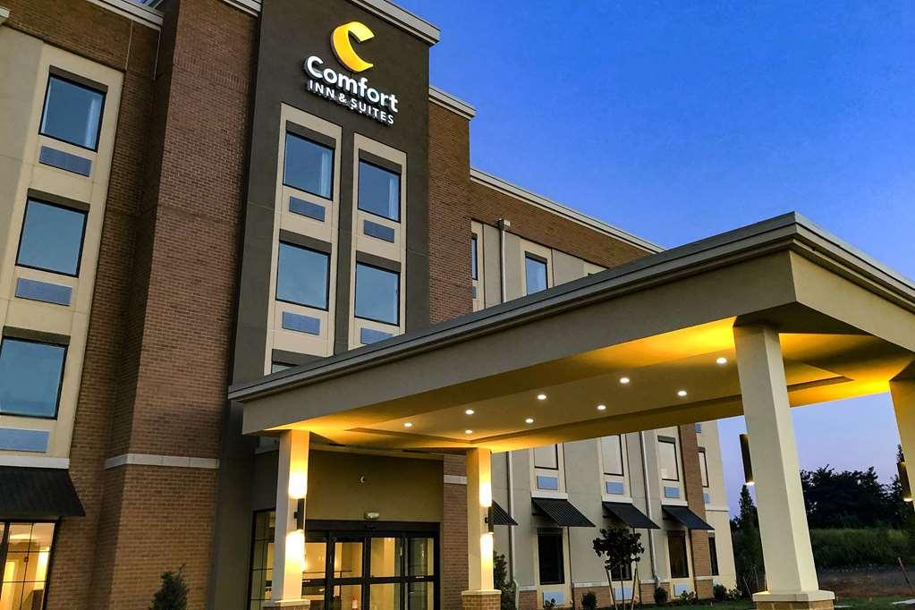 Comfort Inn & Suites ウィンチェスター エクステリア 写真