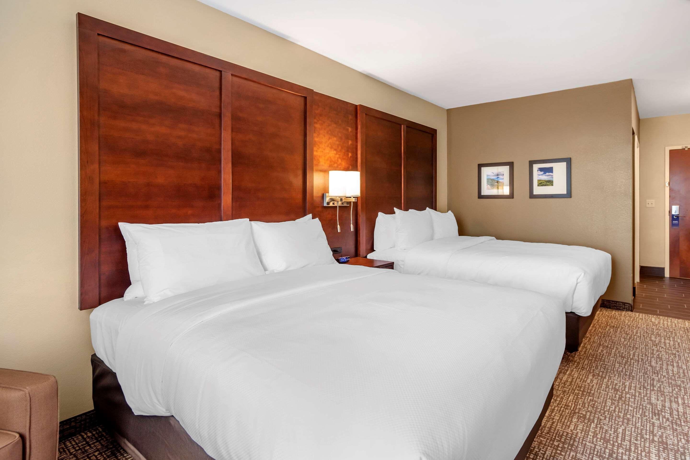 Comfort Inn & Suites ウィンチェスター エクステリア 写真
