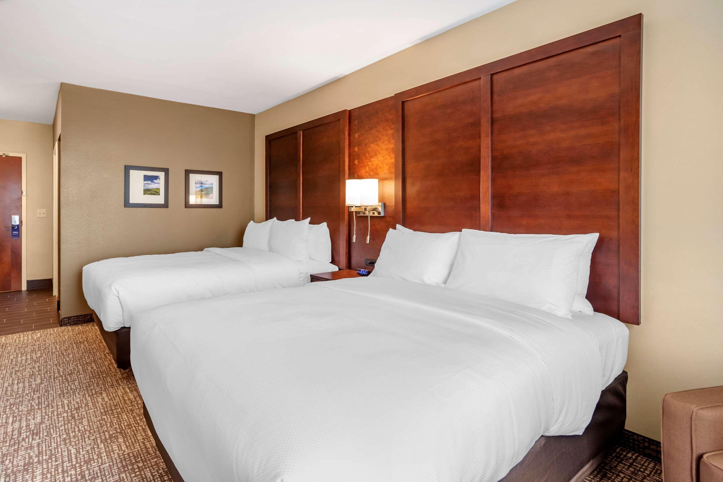 Comfort Inn & Suites ウィンチェスター エクステリア 写真