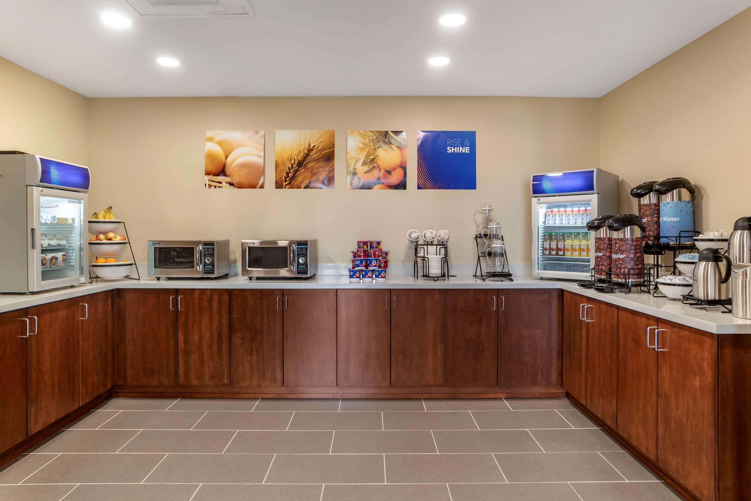 Comfort Inn & Suites ウィンチェスター エクステリア 写真