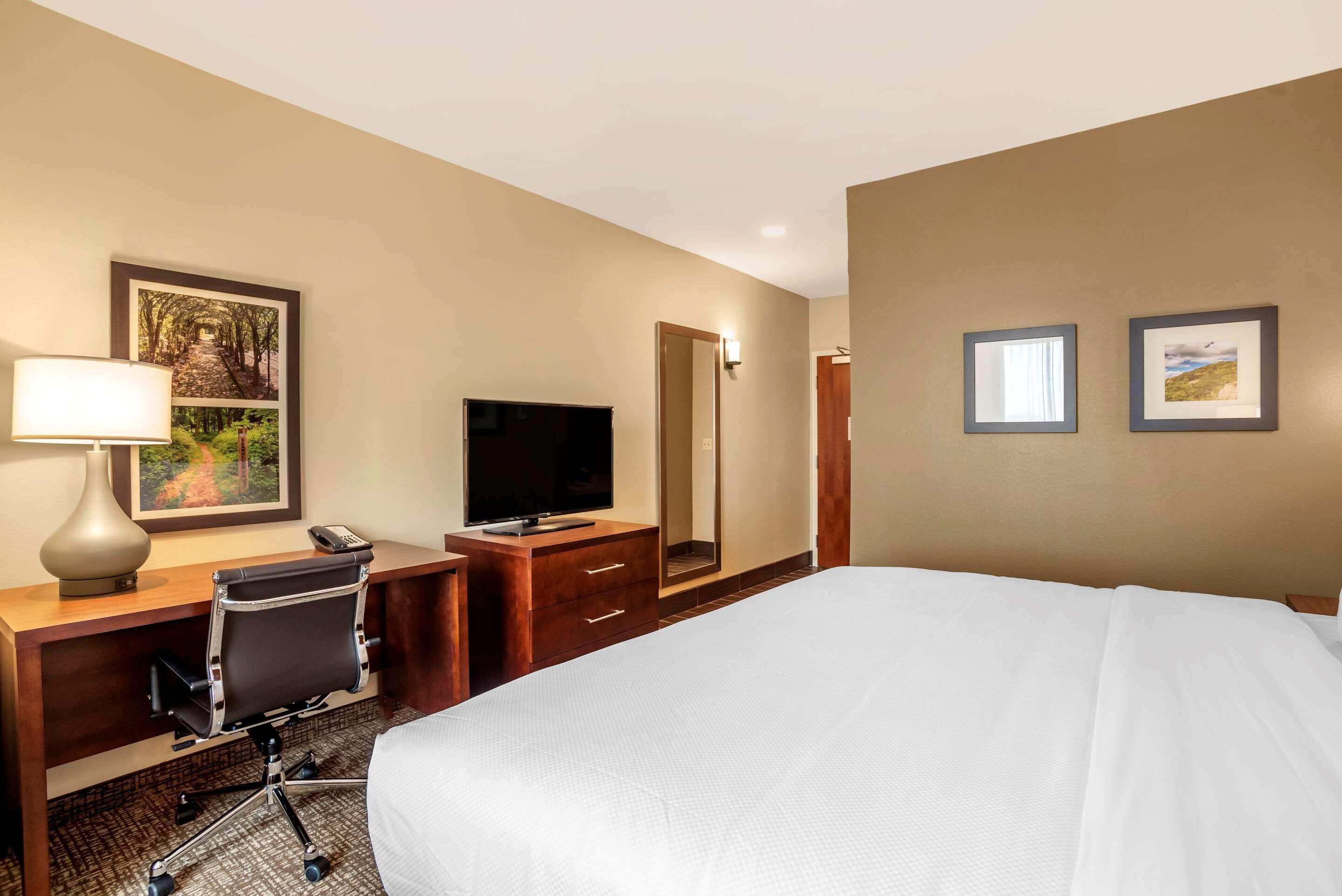 Comfort Inn & Suites ウィンチェスター エクステリア 写真