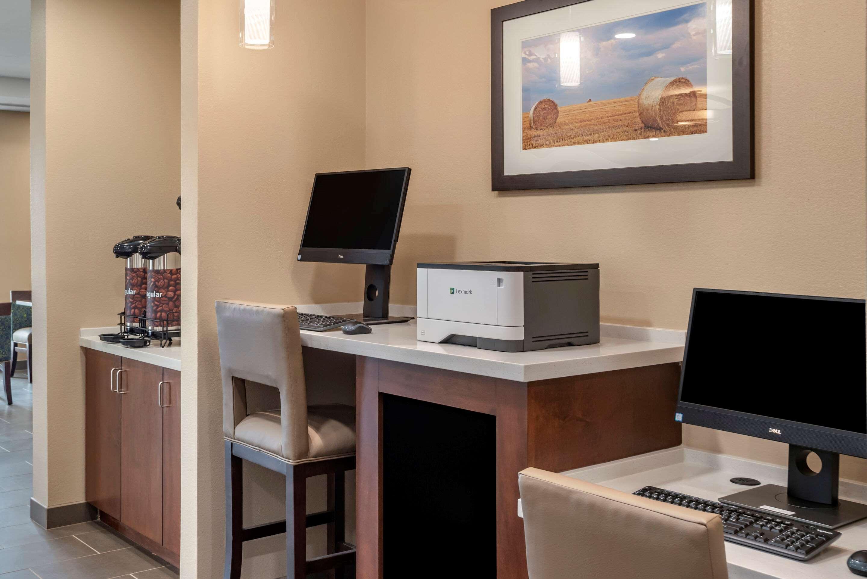 Comfort Inn & Suites ウィンチェスター エクステリア 写真